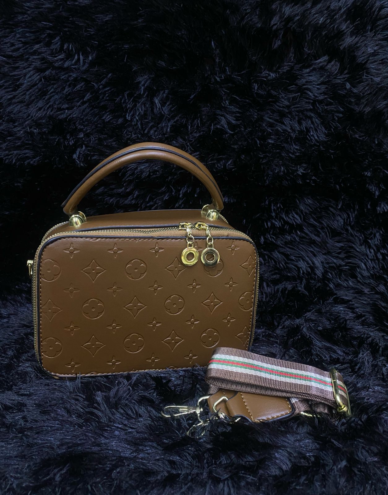 BOLSO DE DAMA MANOS LIBRE