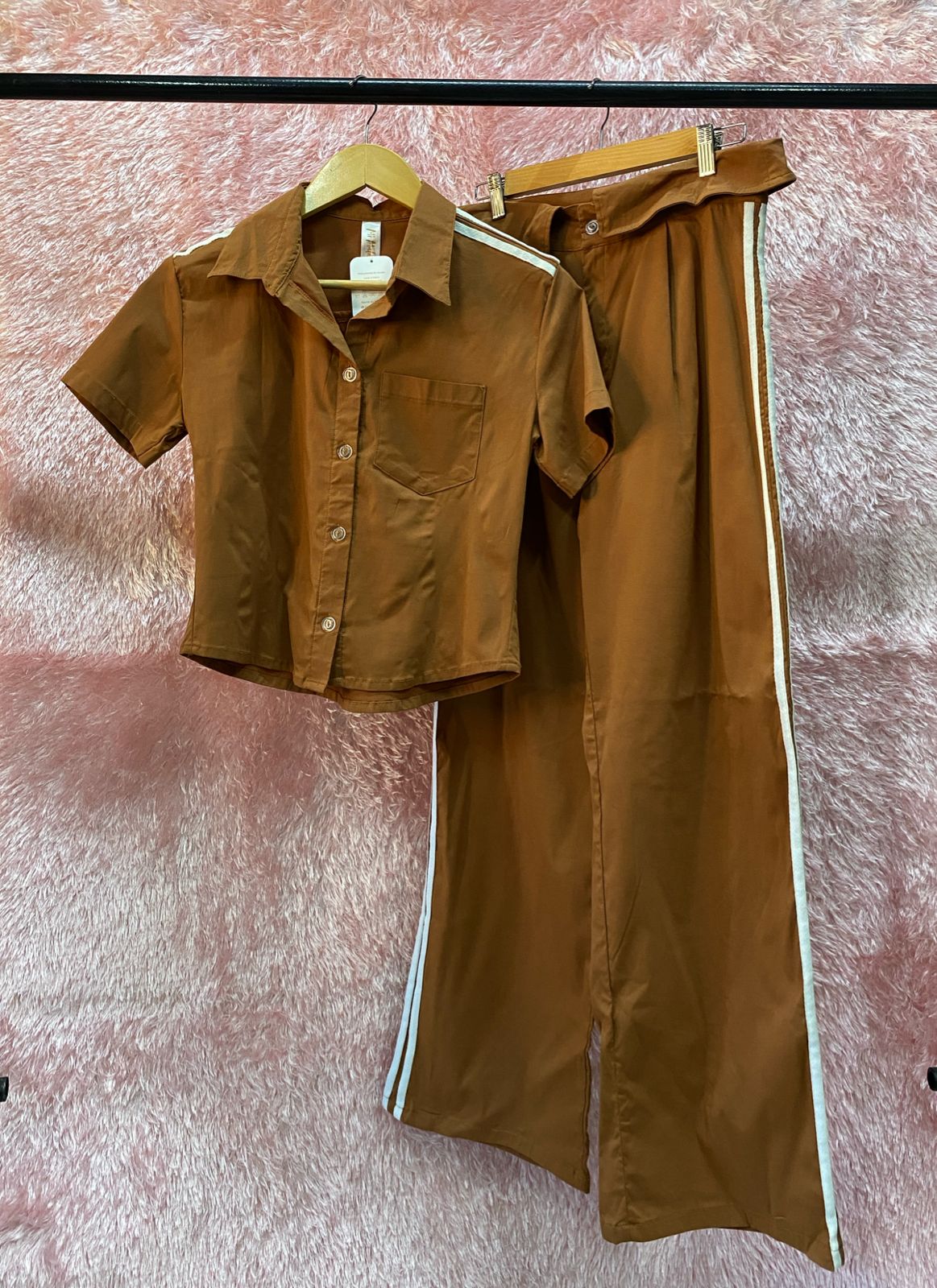 CONJUNTO DE DAMA ELEGANTE